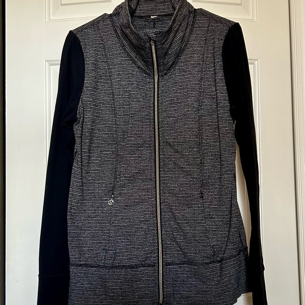 lululemon athletica Black and Heather Gray Zip Pocket Jacket